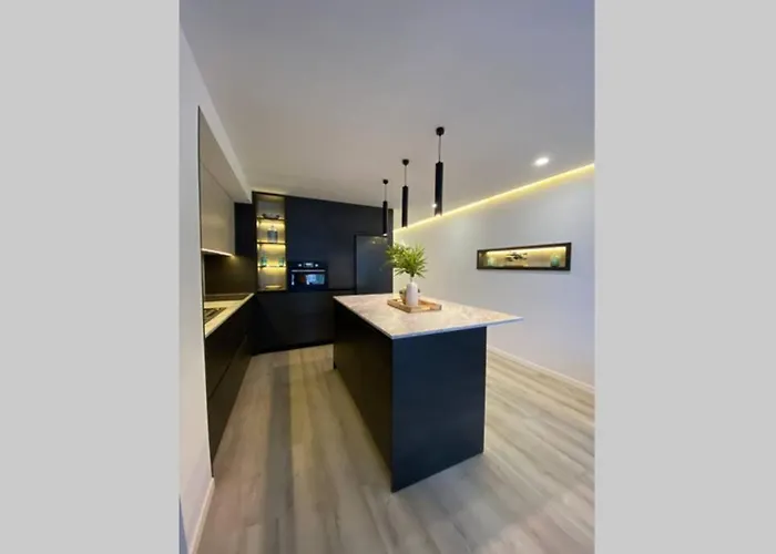 Precioso A Estrenar En Centro De Apartment Nerja